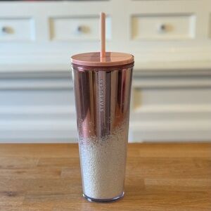 ❄️ RARE Starbucks 2019 Holiday Cascading Glitter Rose Gold 24oz Venti Tumbler